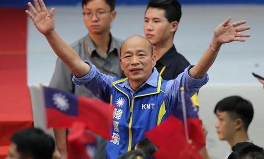 魏哲鸣老婆(韩国瑜愤怒离场！台南绿营议会拒审高雄市政自主条例)