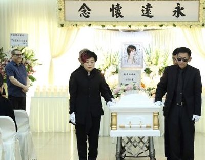 扶灵是什么意思(解读“扶灵”的含义)