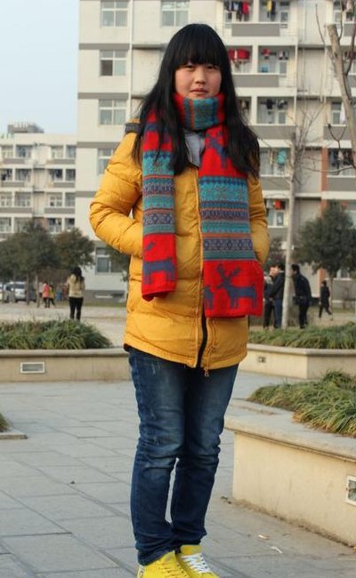 周芳芳(周芳芳：一位拼搏在西部农村的女教师)