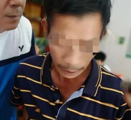 男子推智障儿子下海发现疑似遗体（父亲将智障儿子推向大海）