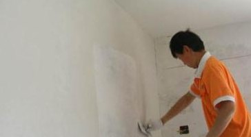 旧墙粉刷（旧墙粉刷后多长时间可以入住）