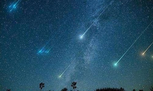 今天流星雨(今夜陨石雨即将来袭！)