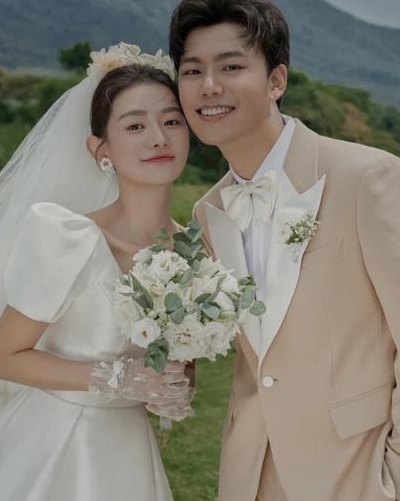 那个婚纱摄影好（哪个婚纱摄影好看）