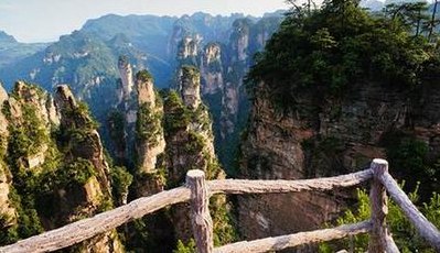 去张家界游玩需要几天（去张家界旅游攻略及费用要多少可以吗）
