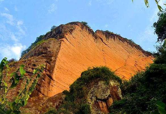 丹霞地貌成因（龙虎山丹霞地貌的成因）