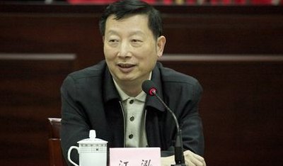 江泓简历(江泓的从业经历和教育背景)