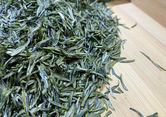 雨花茶多少钱一斤（雨花茶多少钱一斤 雨花茶叶的功效与作用）