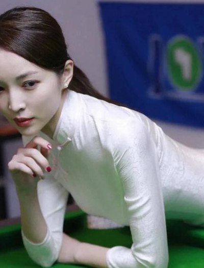 台球美女的简单介绍
