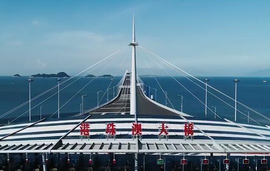 珠港澳大桥投资多少钱（珠港澳大桥投资多少亿）