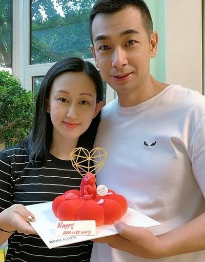 赵文卓结婚13周年（赵文卓结婚照）