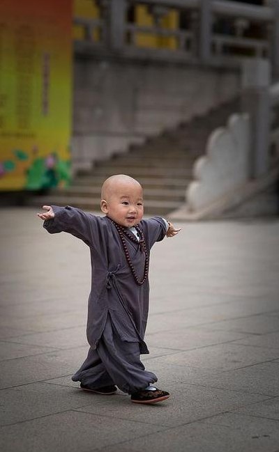 沙弥和比丘的区别（为什么沙弥不能和比丘同睡）