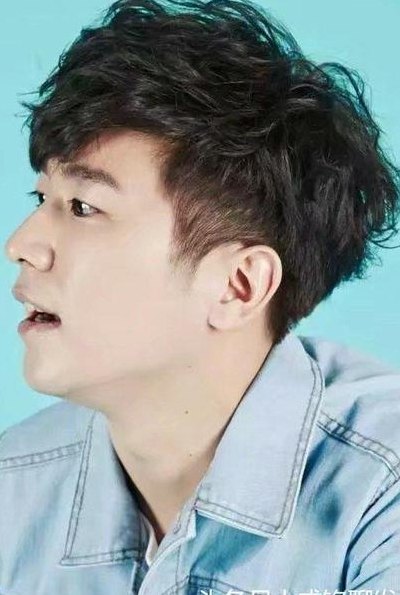 男生纹理烫发型图（男生纹理烫发型图 轻微）
