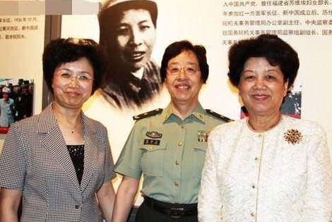 曾山七个子女名字（曾山有几个小孩,都叫什么名字）