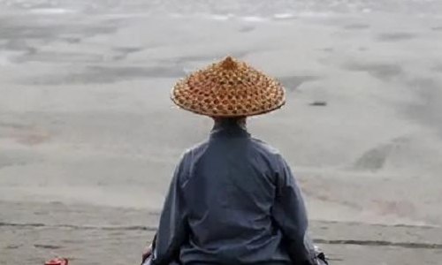 苦行僧图片（苦行僧图片 意境）