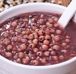 红豆薏米的功效与禁忌（红豆薏米功效与作用及禁忌）