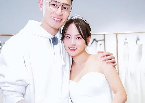 张嘉倪老公买超多大了（张嘉倪老公买超工作）
