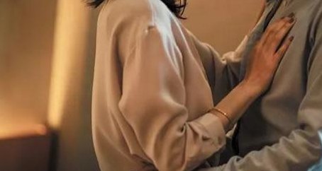 女人讲述出轨详细过程（女人讲述出轨详细过程视频）