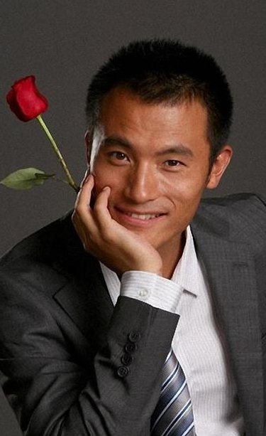 国徽设计者是谁（国徽设计者是谁耿乐）