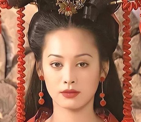 秦始皇最爱的女人（秦始皇最爱的女人?）