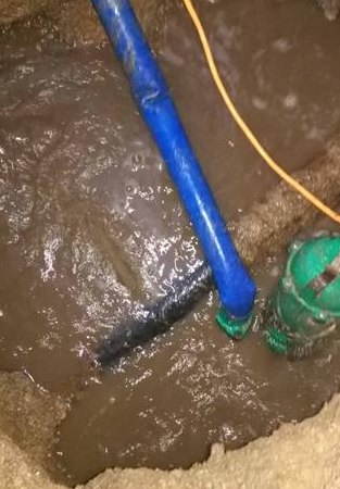 地下自来水冻了怎么办（地下自来水冻了怎么快速融化）