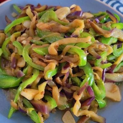 素炒茄子丝的家常做法（素炒茄子丝窍门）