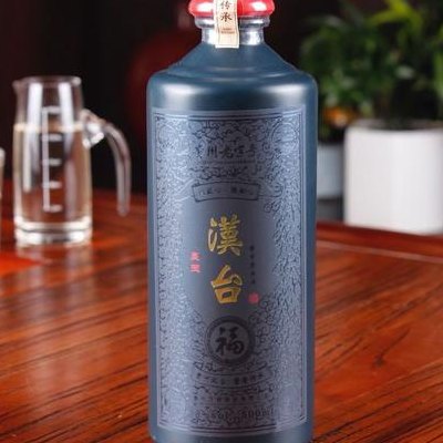 茅台镇酱香酒多少钱一瓶（茅台镇酱香酒多少钱一瓶市场价）