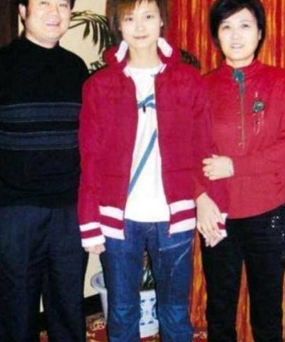 李宇春老公78岁（李宇春丈夫是老头吗）