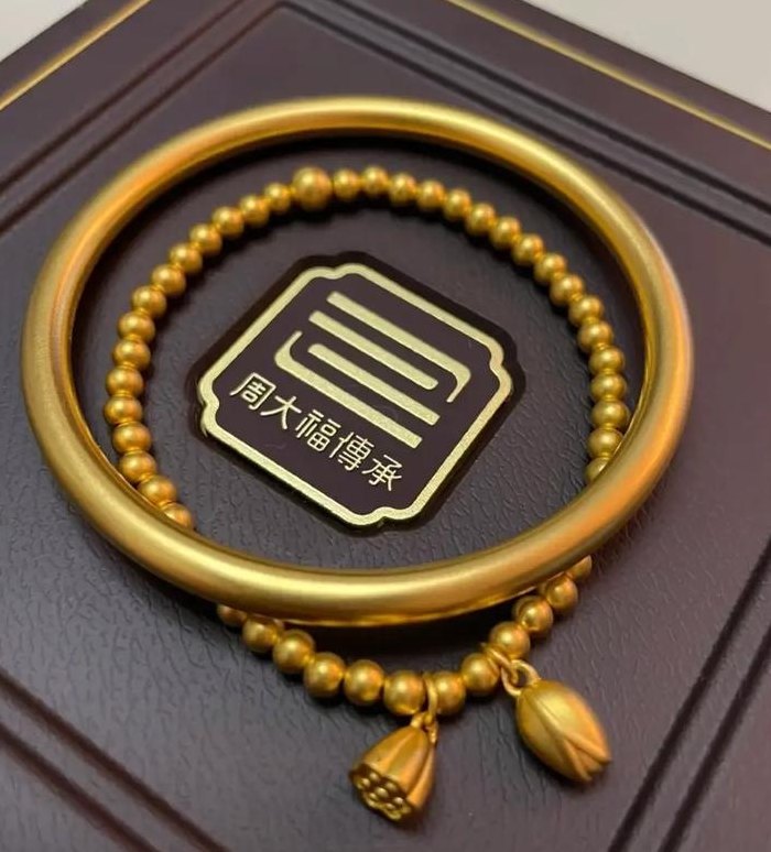 周大福传承手镯有几个款（周大福传承手镯含义）