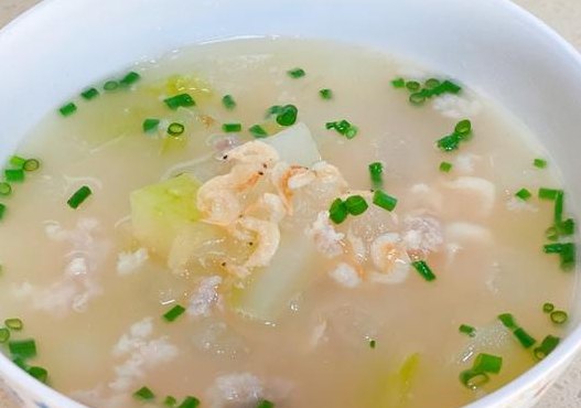 虾皮冬瓜汤（虾皮冬瓜汤吃了会胖吗）
