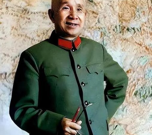 粟裕大将军简历（粟裕大将军简历照片）